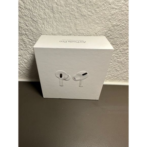 AirPods Pro - Picture 1 of 10